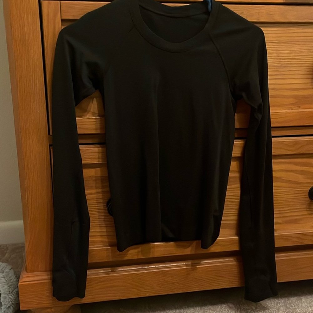 Lululemon swiftly long sleeve race length